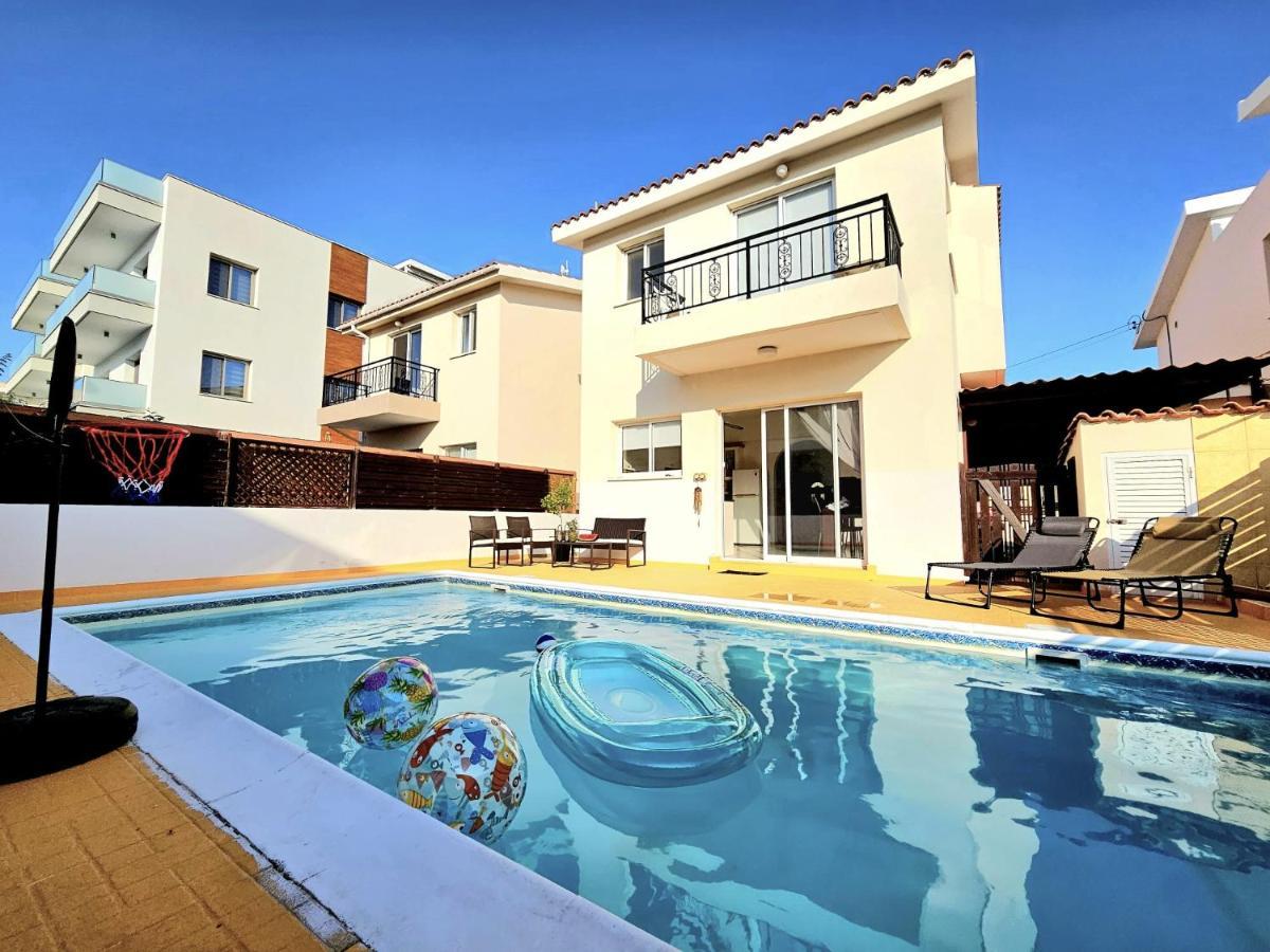 Spacious Villa With Private Pool Paphos Exterior foto